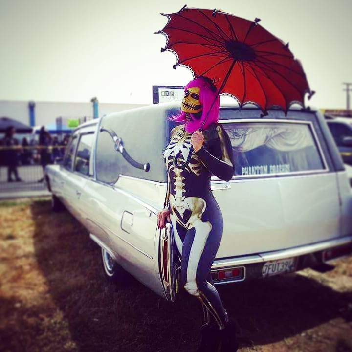 Skeleton hearse